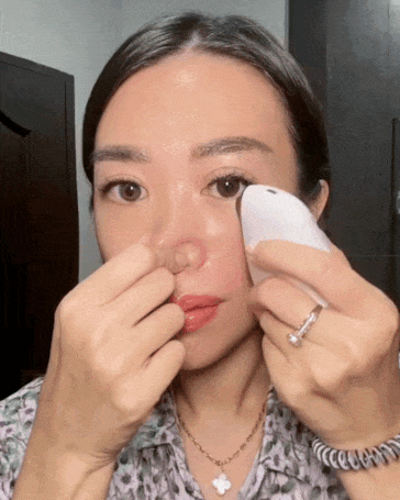 Alat Pijat Pengencang Wajah & Pemutih Gua Sha Asli Korea – Dilengkapi Lampu LED, EMS, Getaran & Panas